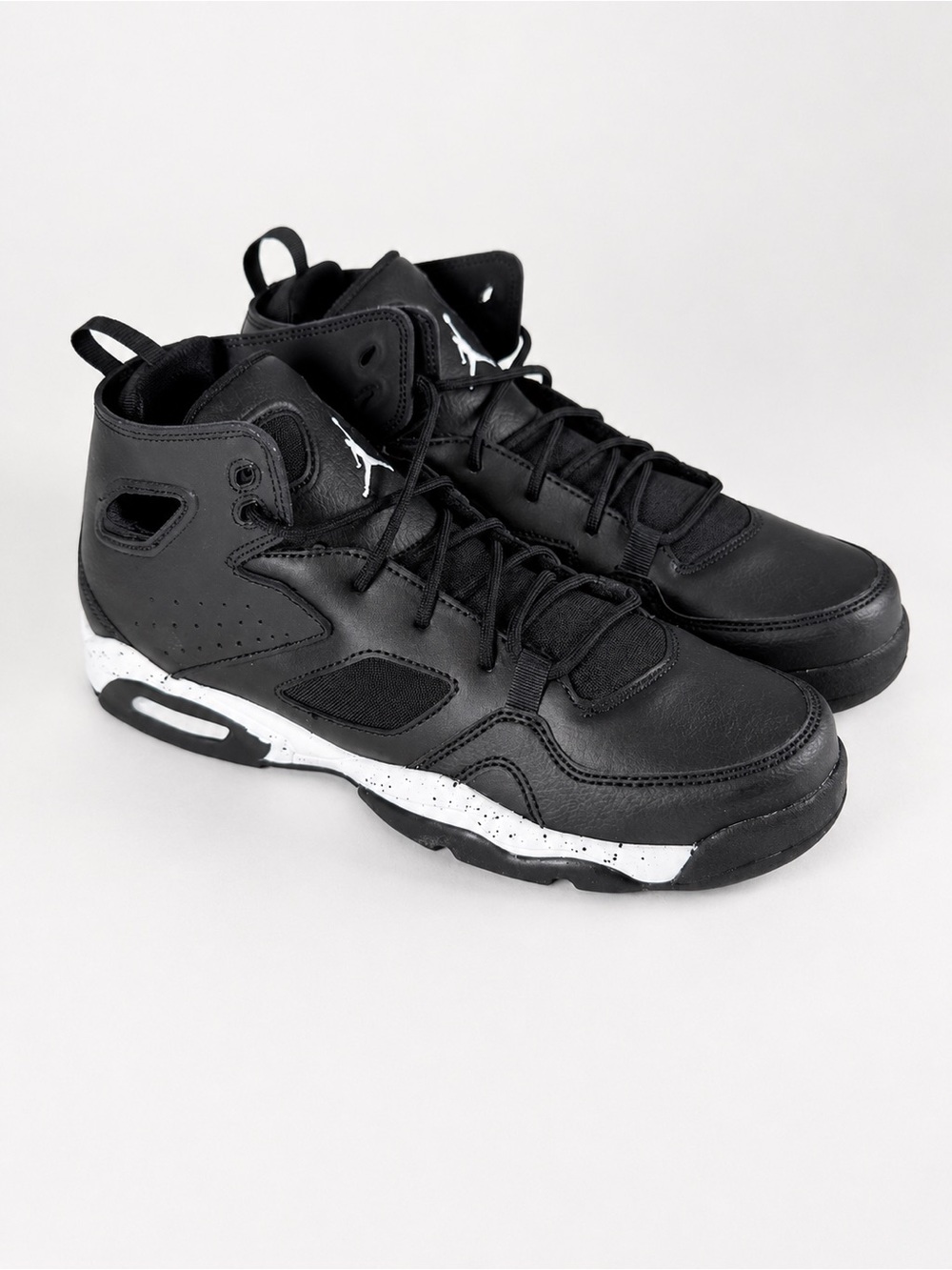 Size 7Y/8.5W- Jordan Flight Club Men’s Black High-Top Basketball Sneakers